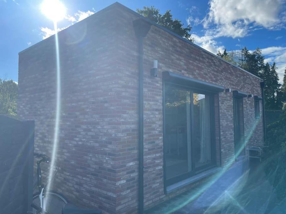 Prachtig Guesthouse Met Gratis Parkeren Maasmechelen Extérieur photo