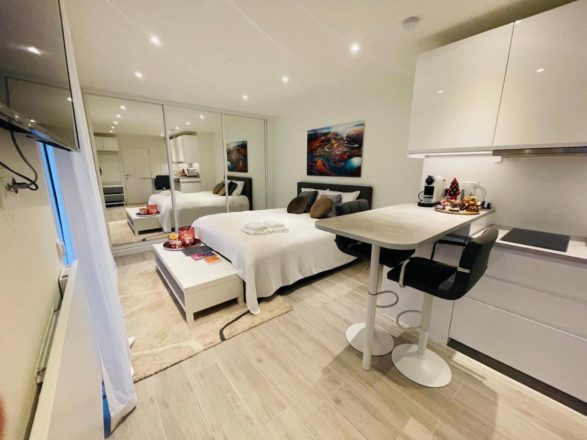 Prachtig Guesthouse Met Gratis Parkeren Maasmechelen Extérieur photo